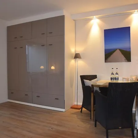 Haus-kaeptn-christiansen-app-17 Westerland